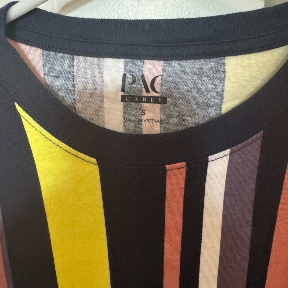 PacSun Tee - Picture 3 of 4